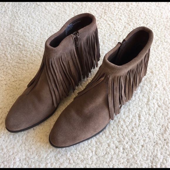 Steve Madden Shoes - Leather fringe boots size 11